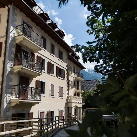 Les Alpes Διαμέρισμα Σαμονί